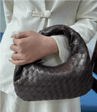 Helmine | Stilvolle Hobo Tasche Schwarz aus Leder-3