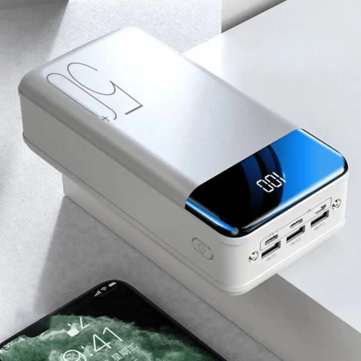 Leistungsstarker Powerbank Mit 100,000mAh Kapazität 6