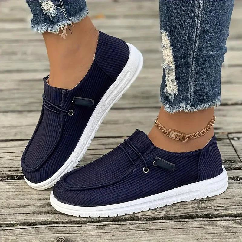 Variant image for Xalmera | Bequeme Slip-On Schuhe Damen-33
