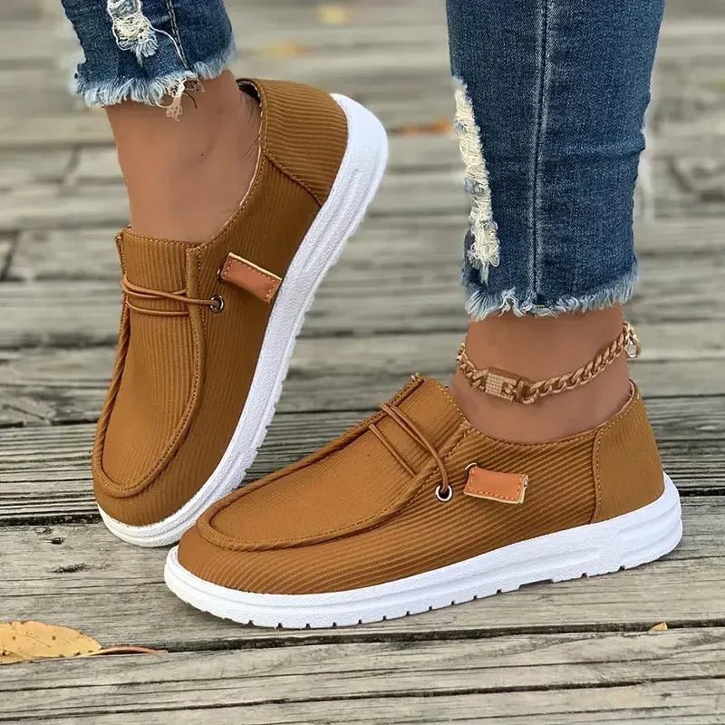 Variant image for Xalmera | Bequeme Slip-On Schuhe Damen-41